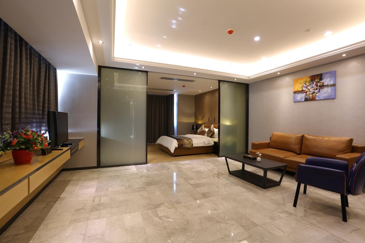 Aoyou International Apartment Hotel A Mall Brunch Гуанджоу Екстериор снимка