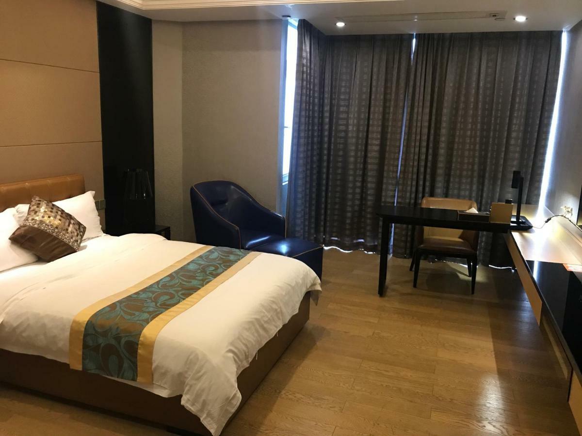 Aoyou International Apartment Hotel A Mall Brunch Гуанджоу Екстериор снимка